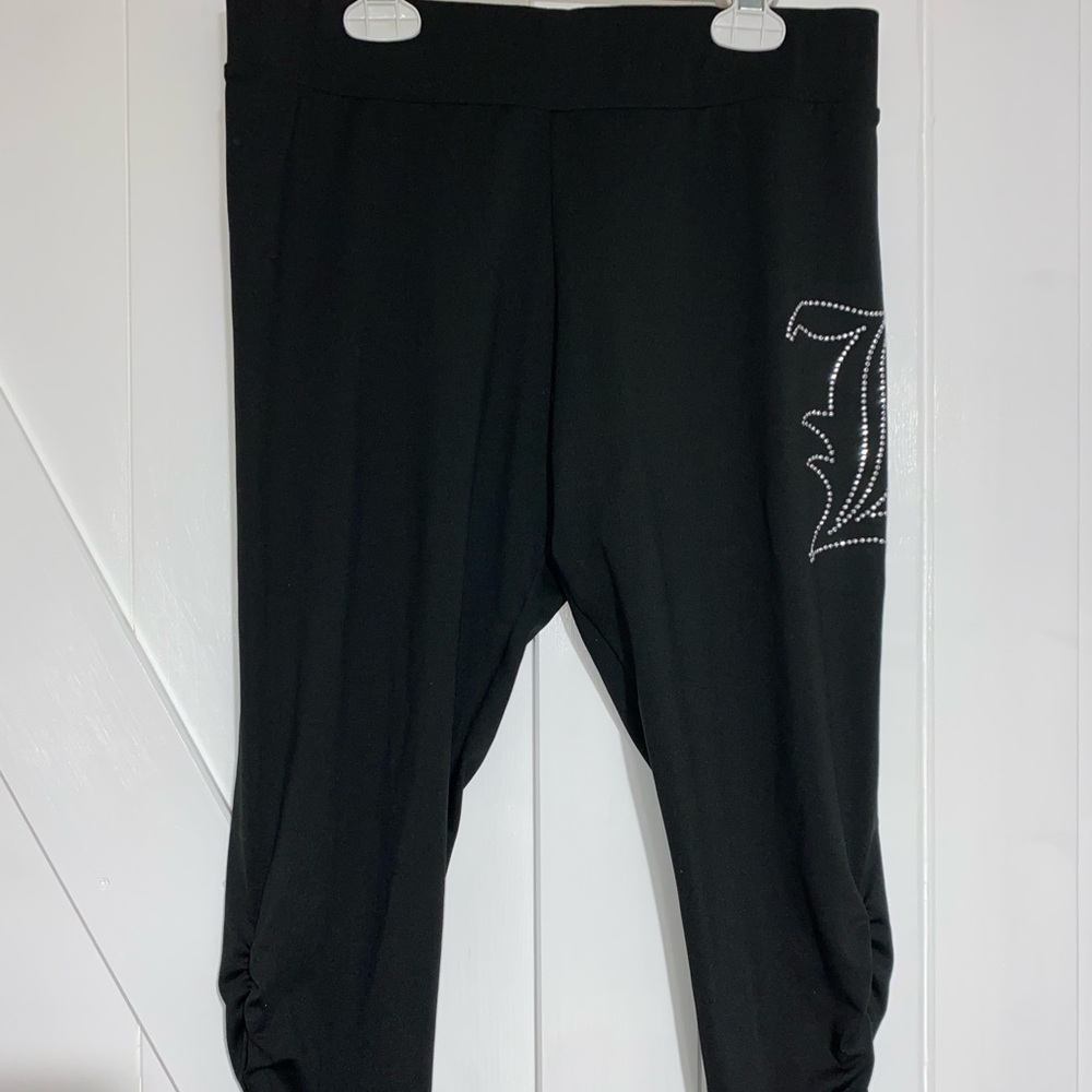 Louisville “L” Cropped Legging